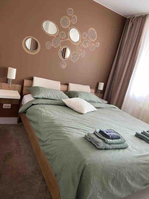 Lovely 1-Bedroom Apartament With Free Parking Sofia Exteriör bild