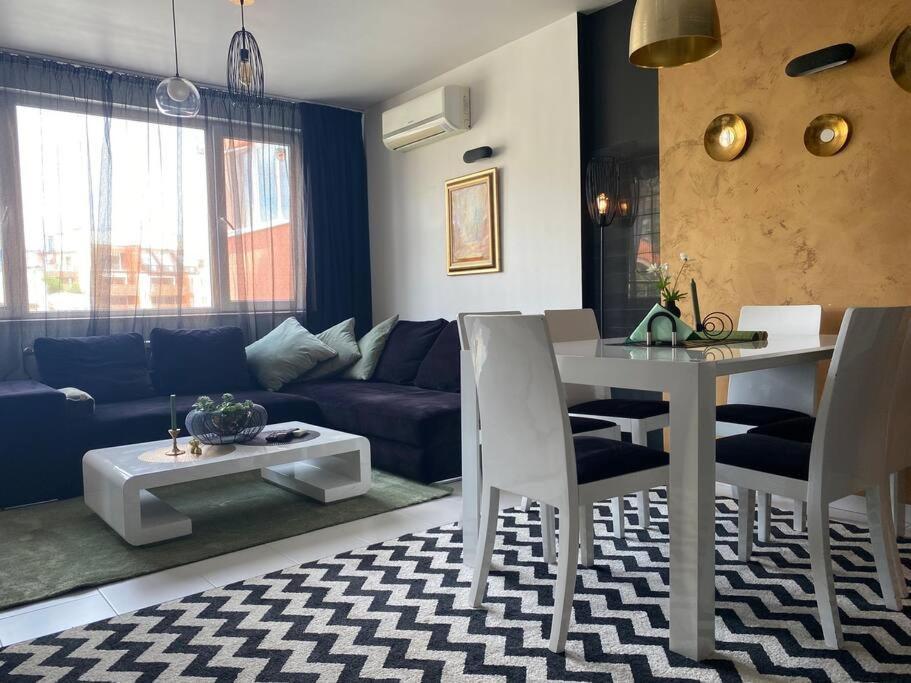 Lovely 1-Bedroom Apartament With Free Parking Sofia Exteriör bild